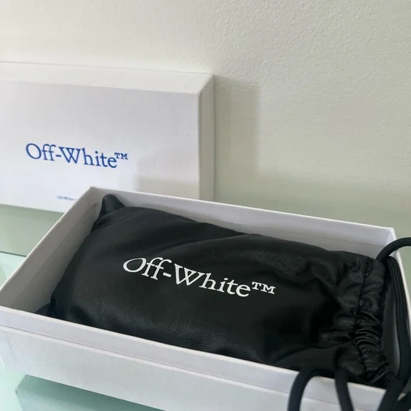 Off-White Manchester Sunglasses - Picture 12 of 14